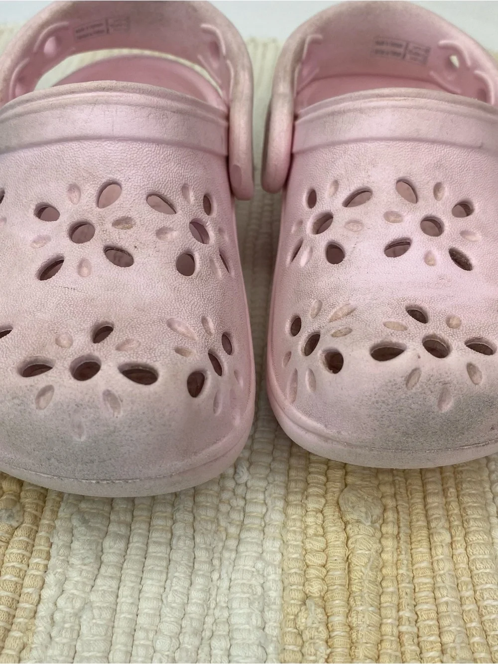 Crocs/Disney crocs pair